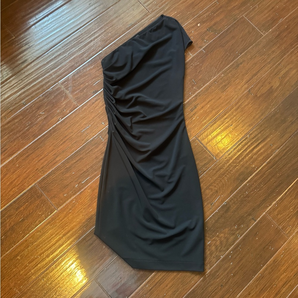 Gucci Black One-Shoulder Dress - Picture 3 of 8